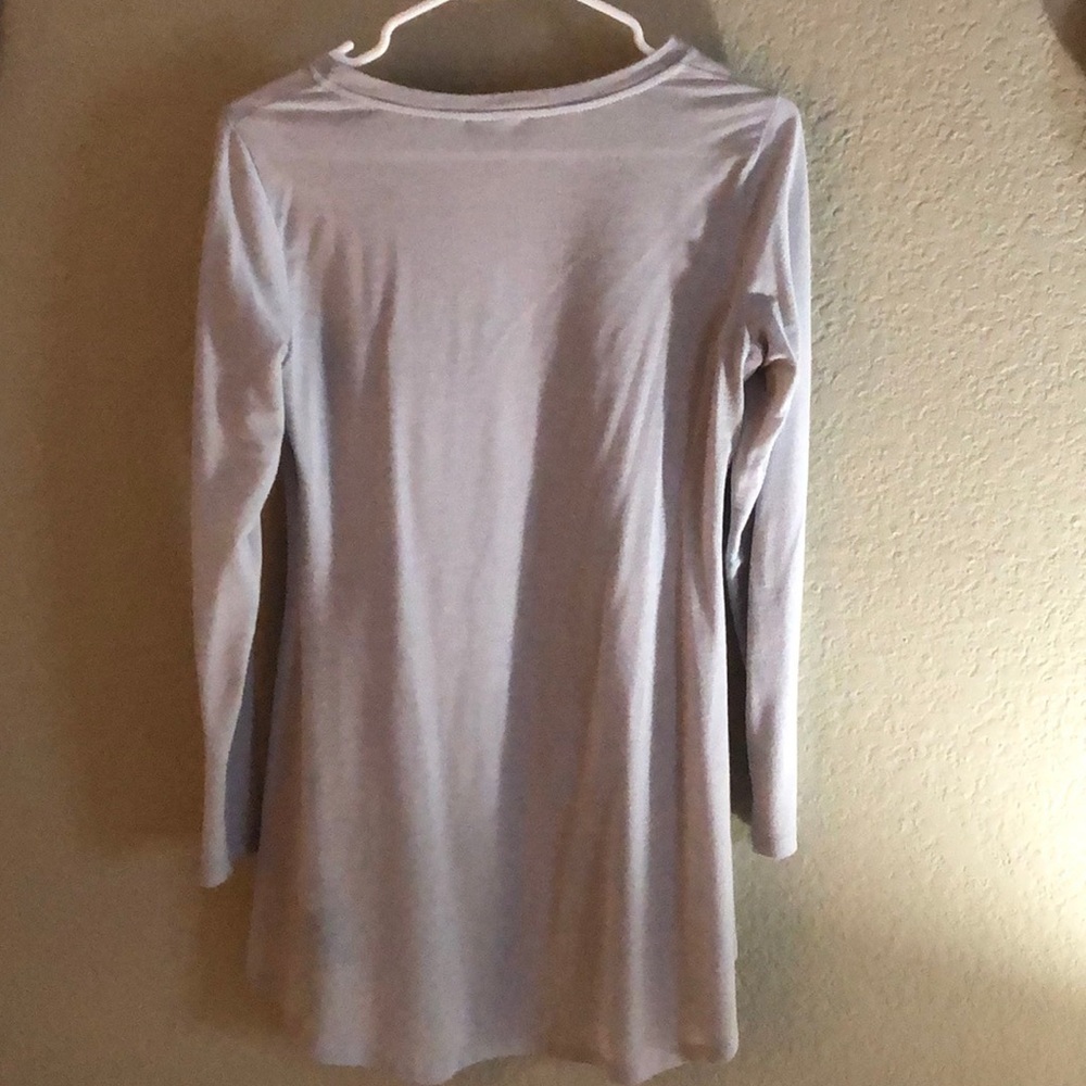 Bebe hi-Lo top - Picture 2 of 2